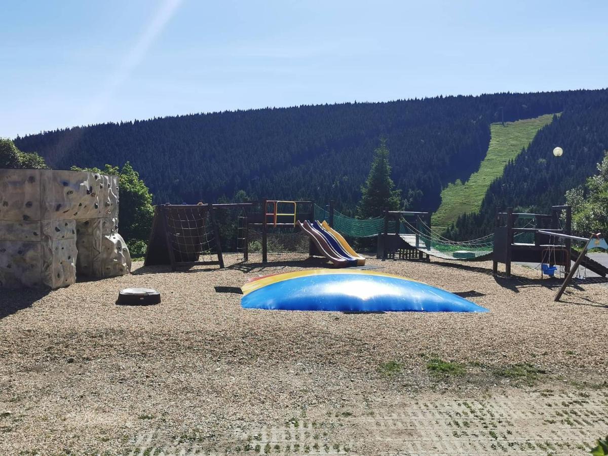 Hotel Cervenohorske Sedlo Loučná nad Desnou Buitenkant foto