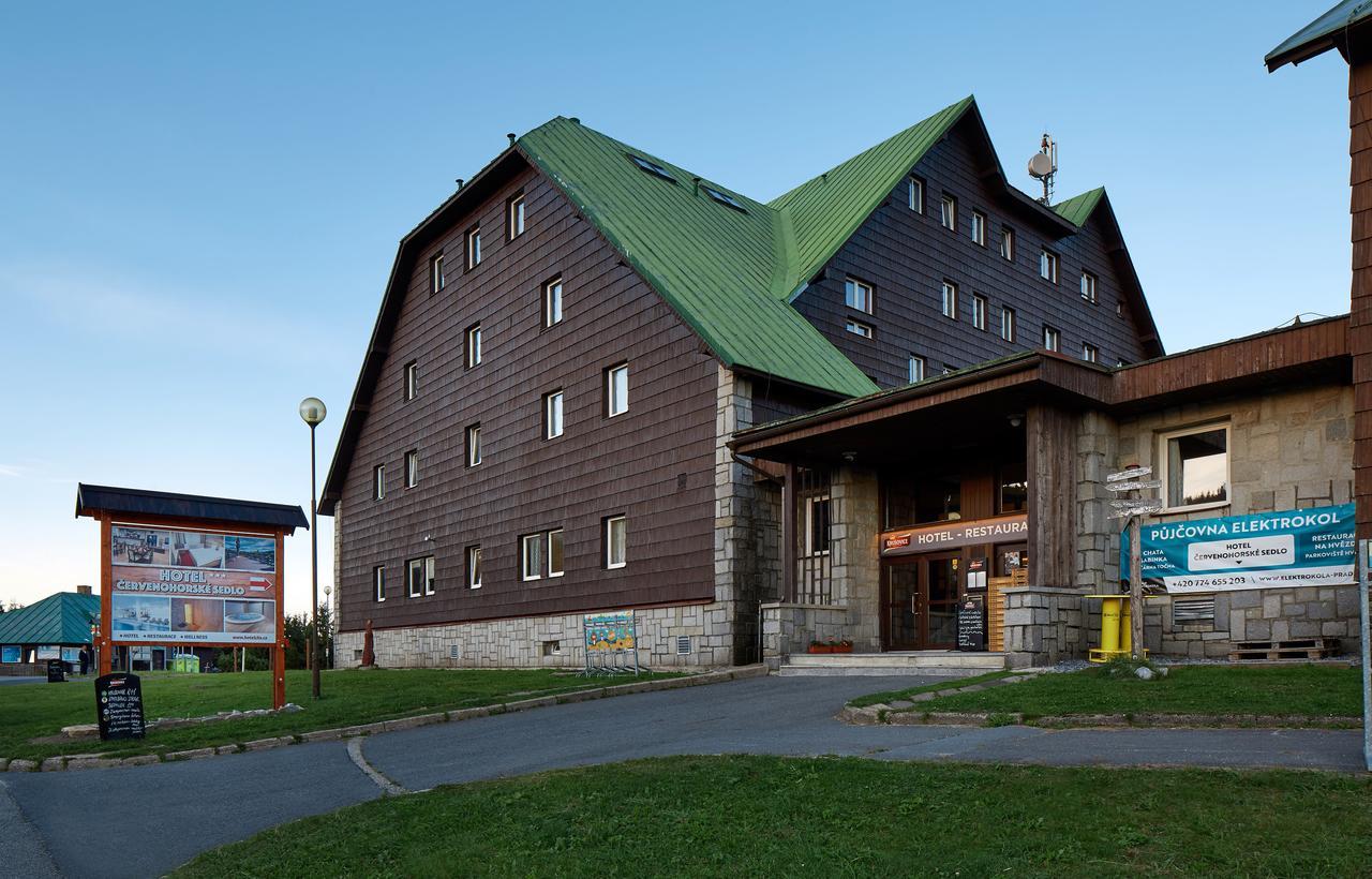 Hotel Cervenohorske Sedlo Loučná nad Desnou Buitenkant foto