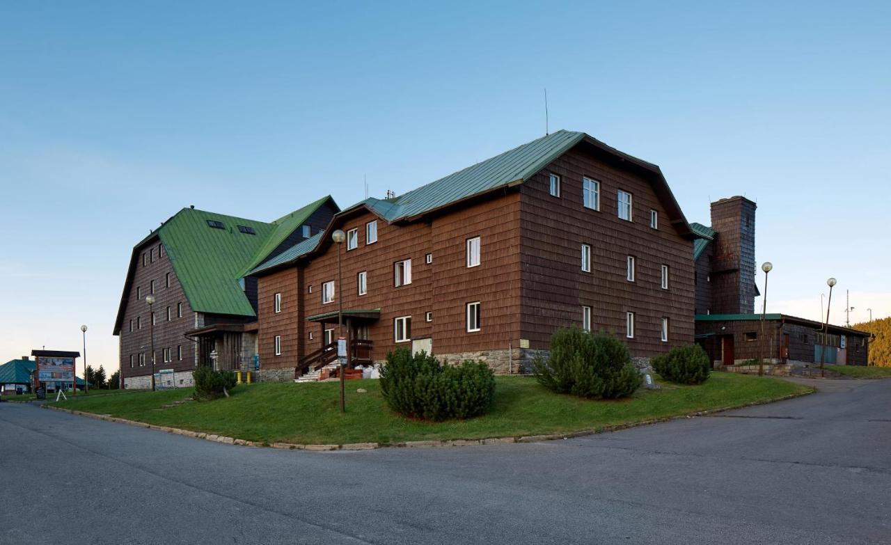Hotel Cervenohorske Sedlo Loučná nad Desnou Buitenkant foto